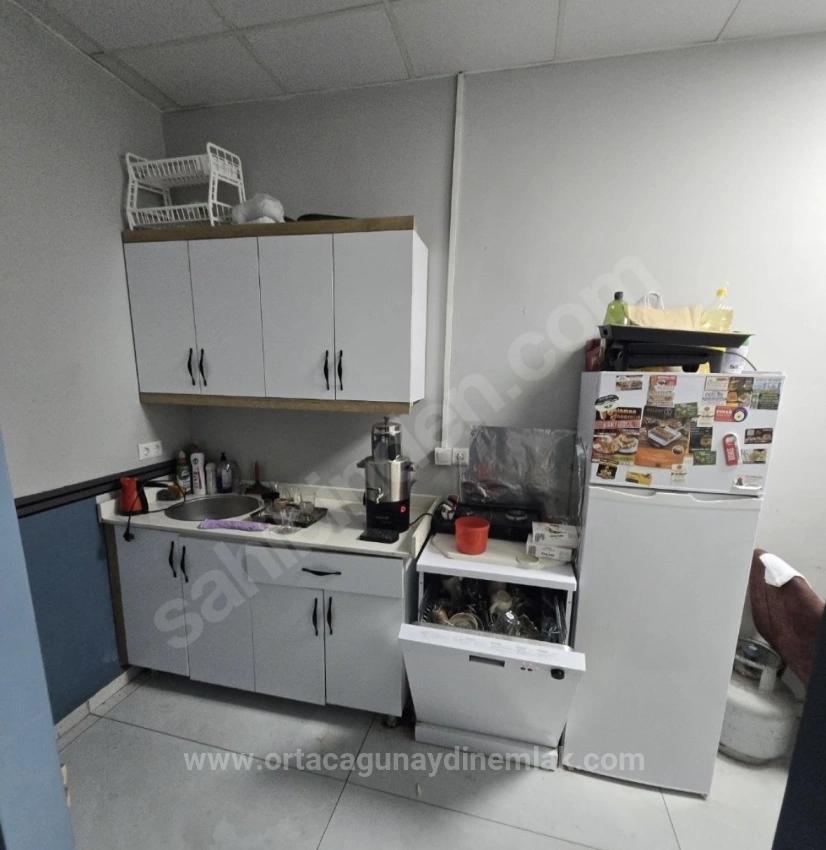 150 M² Großes Ladenlokal Im Stadtzentrum Von Dalaman, Muğla, An Einer Belebten Straße Zu Verkaufen.