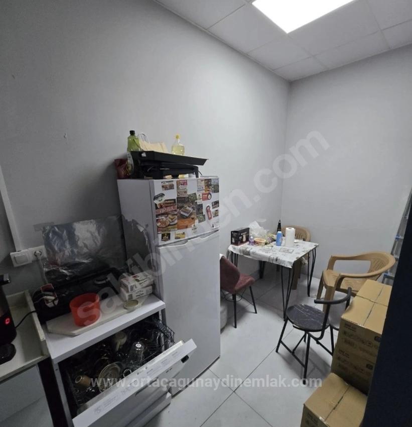 150 M² Großes Ladenlokal Im Stadtzentrum Von Dalaman, Muğla, An Einer Belebten Straße Zu Verkaufen.