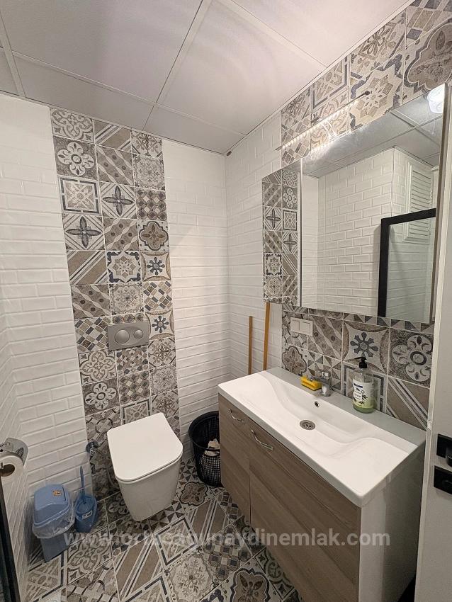 Voll Möbliertes 3+1-Zimmer-Apartment Mit Pool Im Stadtteil Ortaca Karaburun.