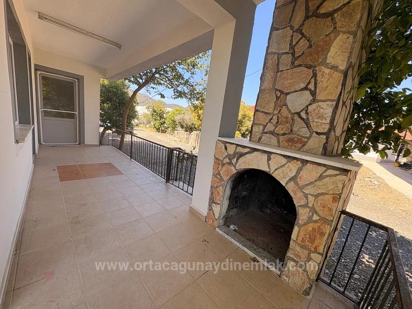 Freistehende 2+1-Zimmer-Wohnung Mit Geschlossener Küche In Ortaca Ekşiliyurt Zu Vermieten.