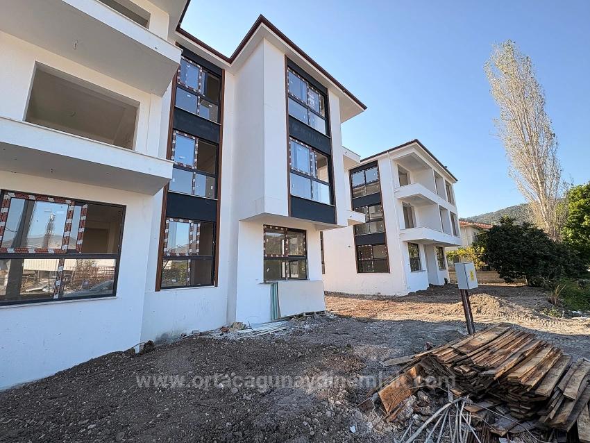 Brandneue 1+1-Wohnung Mit Pool Im Stadtteil Ortaca Çaylı Zu Verkaufen.