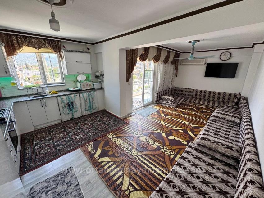 3+1-Zimmer-Apartment Mit Eigenem Bad Am Boulevard Im Stadtteil Karaburun, Ortaca.