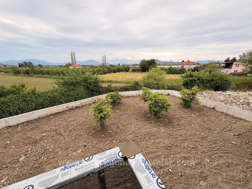 Moderne Luxusvilla Mit 3+1 Bädern Zum Verkauf Im Stadtteil Ortaca Dikmekavak.