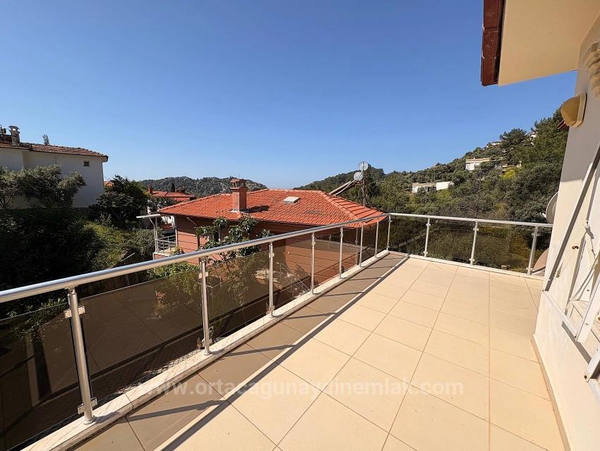 Voll Möblierte 3+1-Zimmer-Maisonette-Wohnung In Freistehender Bauweise Zur Miete Im Stadtteil Ortaca Sarıgerme.