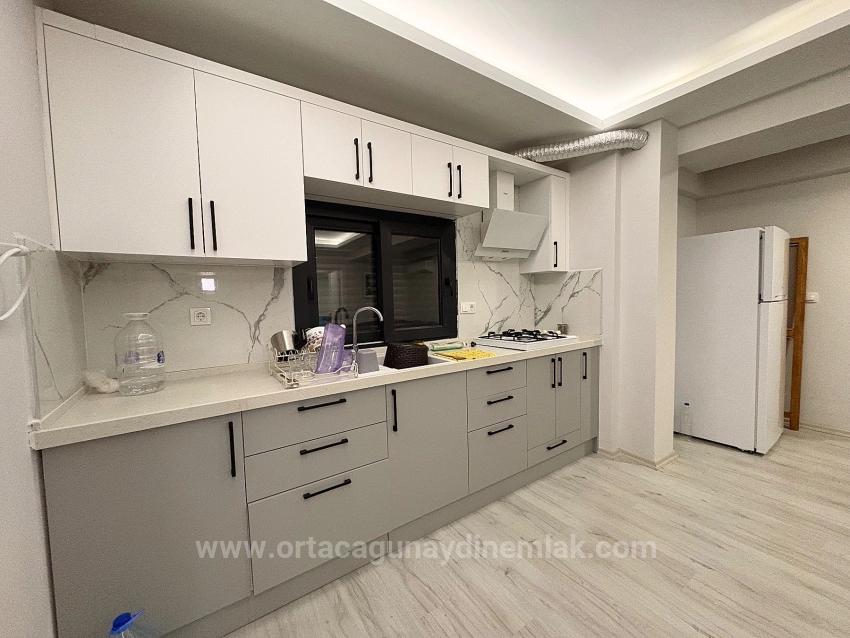 Vollständig Möbliertes 1+1-Apartment Zur Miete Im Stadtteil Ortaca Karaburun.