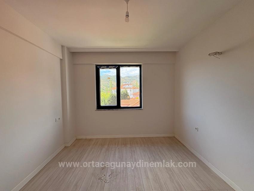 2+1 Brandneue Wohnung Zur Miete Im Viertel Ortaca Çaylı.