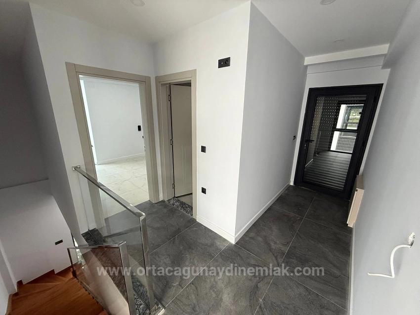 Luxuriöse Triplex-Villa Mit Privatem Pool, 6+1 Zimmern, Zu Verkaufen Im Viertel Ortaca Çaylı.