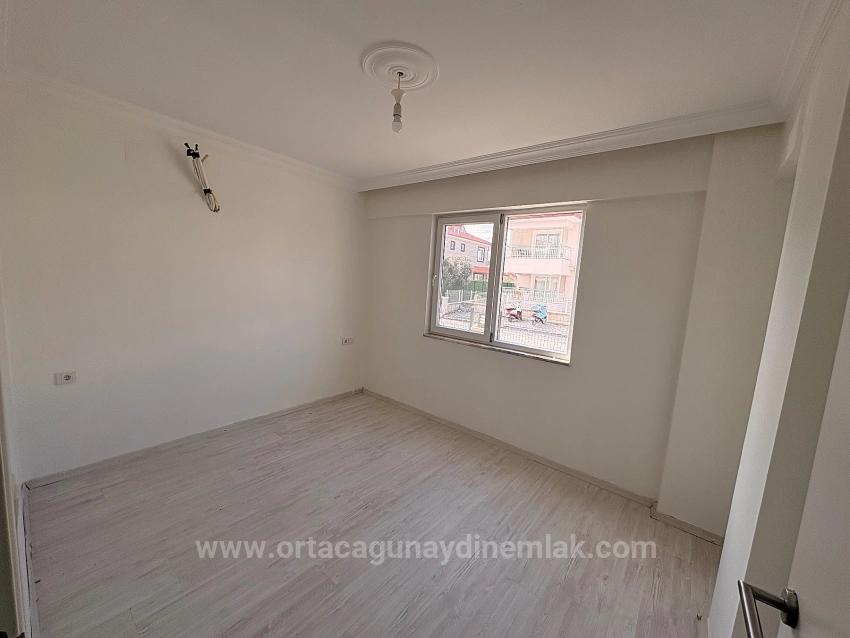 1+1-Apartment Mit Separatem Eingang Und Pool Im Stadtteil Karaburun.
