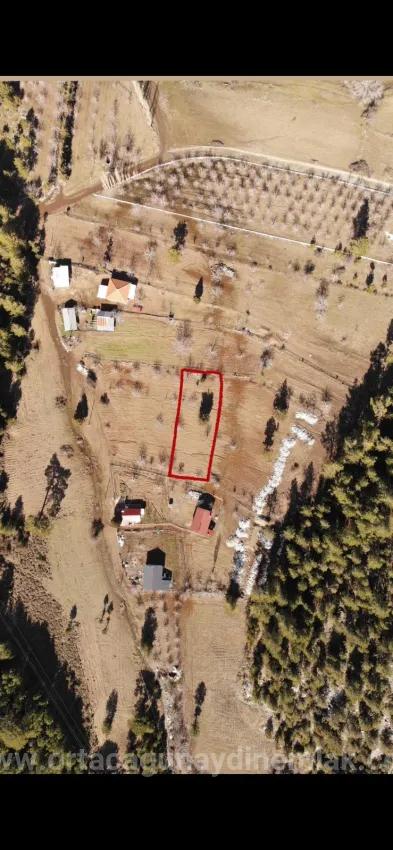 In Der Köyceğiz Çövenli Yayla Gibt Es Ein 1.100 M² Großes Grundstück Zum Verkauf
