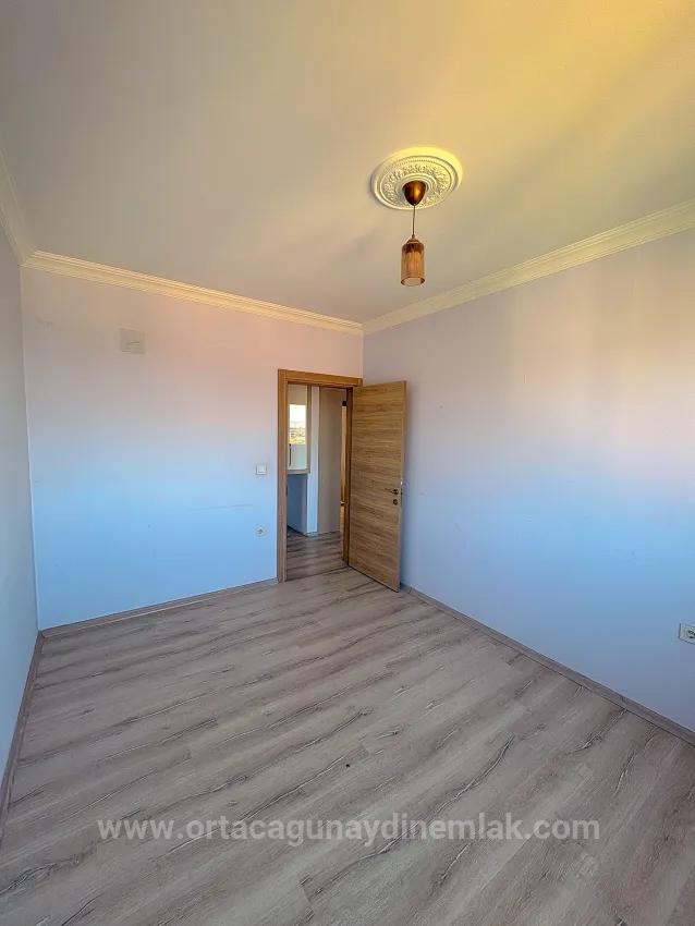 Ortaca Cumhuriyet Viertel Mit-Zentralheizung 3+1 Mietwohnung