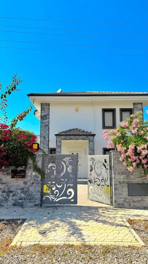 Dalyan Gülpınar Mah. 4+1 Vollständig Unabhängige Zum Verkauf Stehende Villa Mit Pool