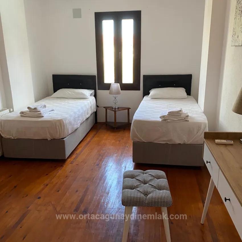 Dalyan Gülpınar Mah. 4+1 Vollständig Abgegrenztes Haus Mit Pool Zum Verkauf Stehende Villa