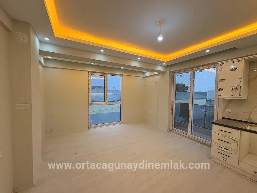 1+1-Zimmer Appartement Zu verkaufen in Cumhuriyet Bz. Ortaca - 45 m²