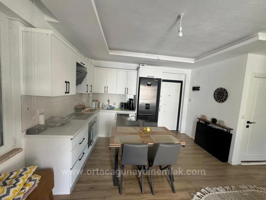 Große 1+1-Zimmer-Wohnung Mit Kleiderschrank Und Rollläden, Unmöbliert, Zu Vermieten In Ortaca Çaylı