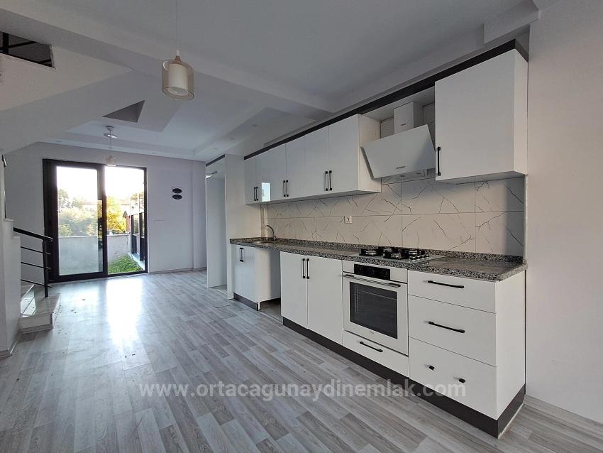 Duplex-Wohnung (2+1 Zimmer), Unmöbliert, In Dalaman Beskese Zu Vermieten