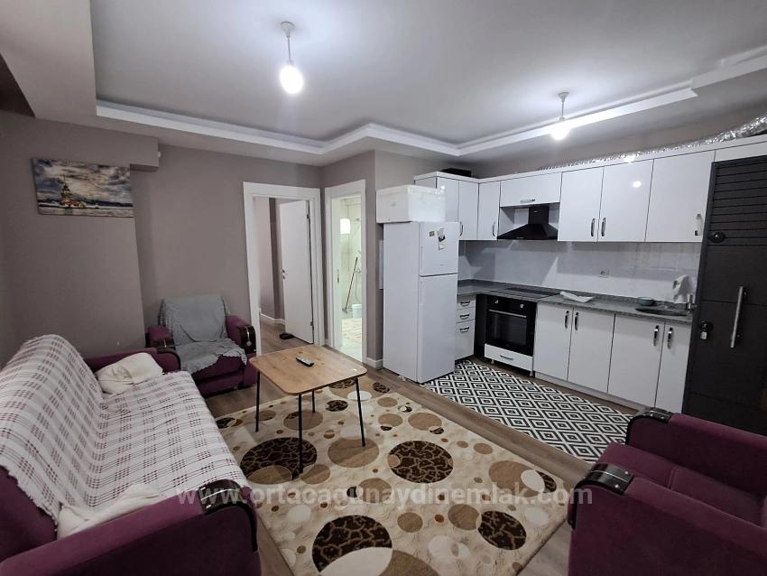 Möblierte 1+1-Zimmer-Wohnung In Der Straße Zu Verkaufen Von Günaydın Real Estate