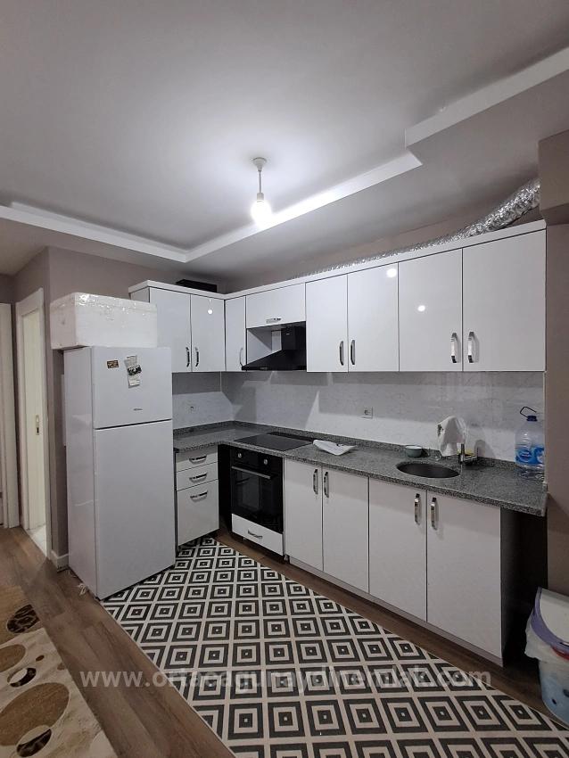 Möblierte 1+1-Zimmer-Wohnung In Der Straße Zu Verkaufen Von Günaydın Real Estate