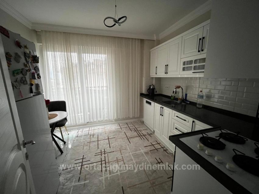 2+1-Zimmer-Wohnung Mit Geschlossener Küche In Der Straße Zu Verkaufen Von Günaydın Real Estate