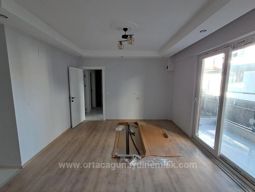 Brandneue 2+1-Wohnung Zum Verkauf In Karaburun Bei Günaydın Emlak