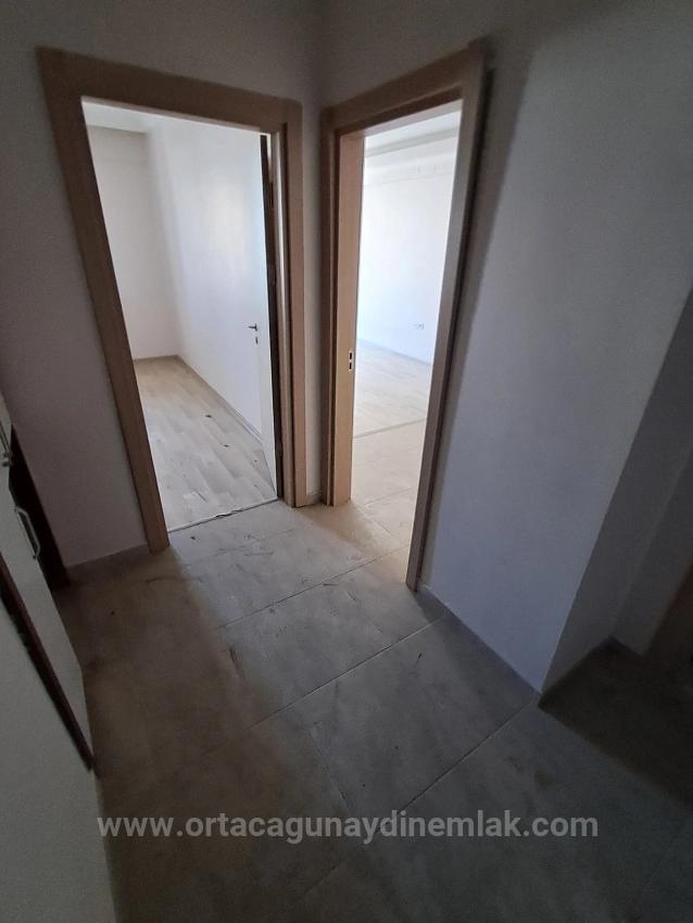 Günaydın Real Estate Bietet Eine Geräumige 1+1-Wohnung Im Stadtzentrum Zum Verkauf An.