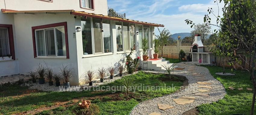 Günaydın Real Estate Bietet Eine Individuell Gestaltete, Voll Möblierte Villa Mit 3+1 Schlafzimmern Zum Verkauf In Kızılyaka, Ula An.