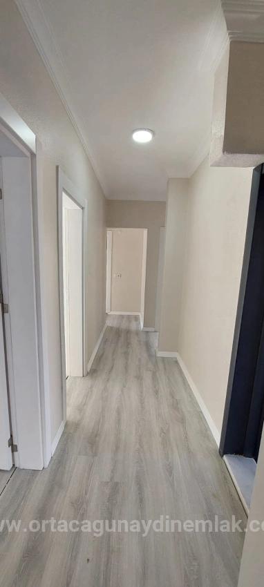 Zum Verkauf Von Günaydın Real Estate: 316 M² Großes Grundstück Mit Einem 2-Stöckigen Haus.