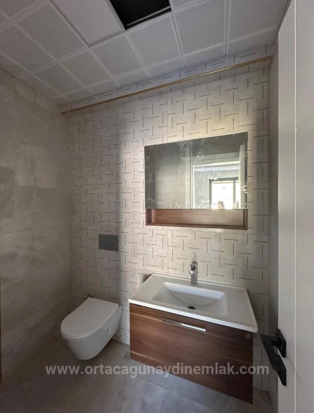 Günaydın Real Estate Bietet Eine Luxuriöse Duplex-Villa (4+1 Zimmer) In Yerbelen Zum Verkauf An.