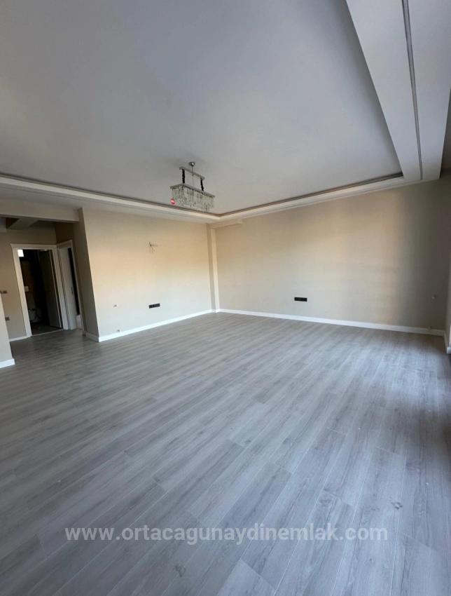 Günaydın Real Estate Bietet Eine Luxuriöse Duplex-Villa (4+1 Zimmer) In Yerbelen Zum Verkauf An.