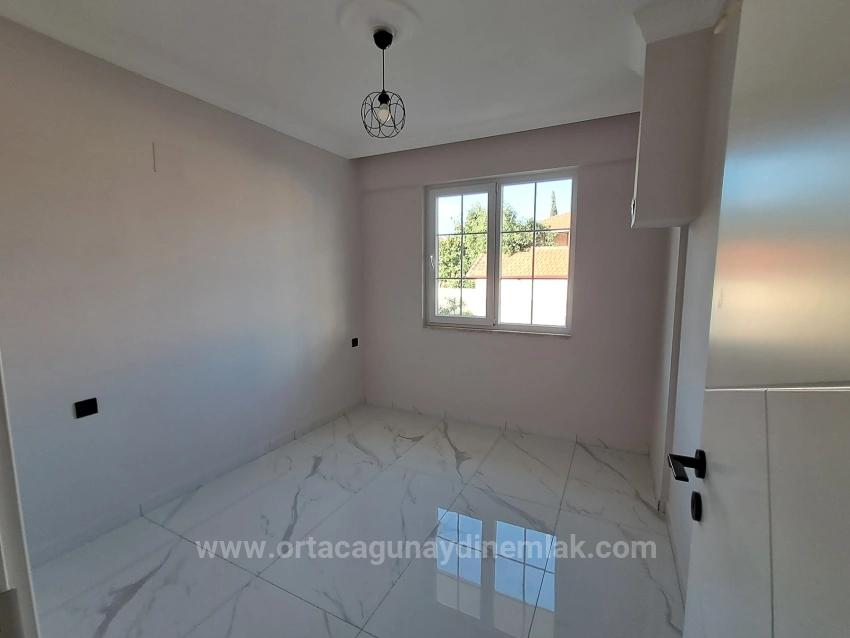 In Cumhuriyet Steht Eine 2+1-Wohnung Mit Separatem Eingang Und Pool Zum Verkauf, Angeboten Von Günaydın Real Estate.