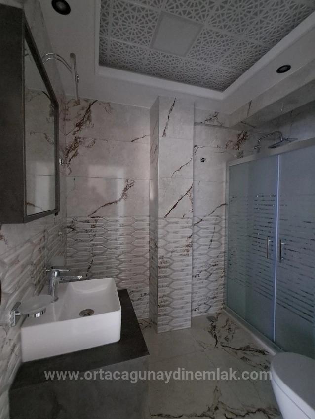 In Cumhuriyet Steht Eine 2+1-Wohnung Mit Separatem Eingang Und Pool Zum Verkauf, Angeboten Von Günaydın Real Estate.