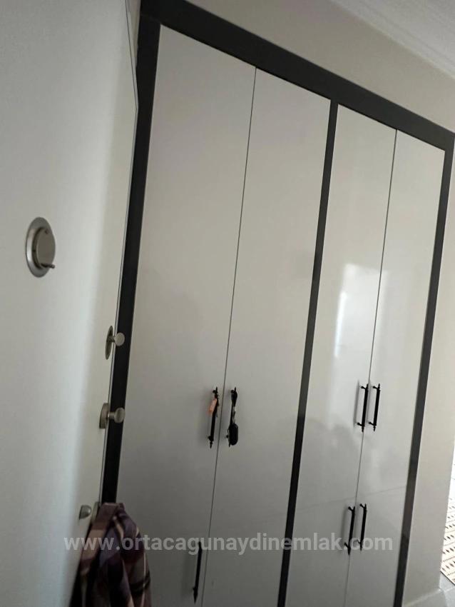 2+1-Zimmer-Wohnung Mit Eigenem Bad Und Pool Im Viertel Ortaca Bahçelievler Zu Verkaufen.