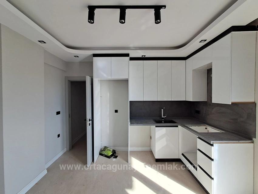 Luxuriöse, Brandneue 2+1-Wohnung Zum Verkauf In Ortaca Karaburun