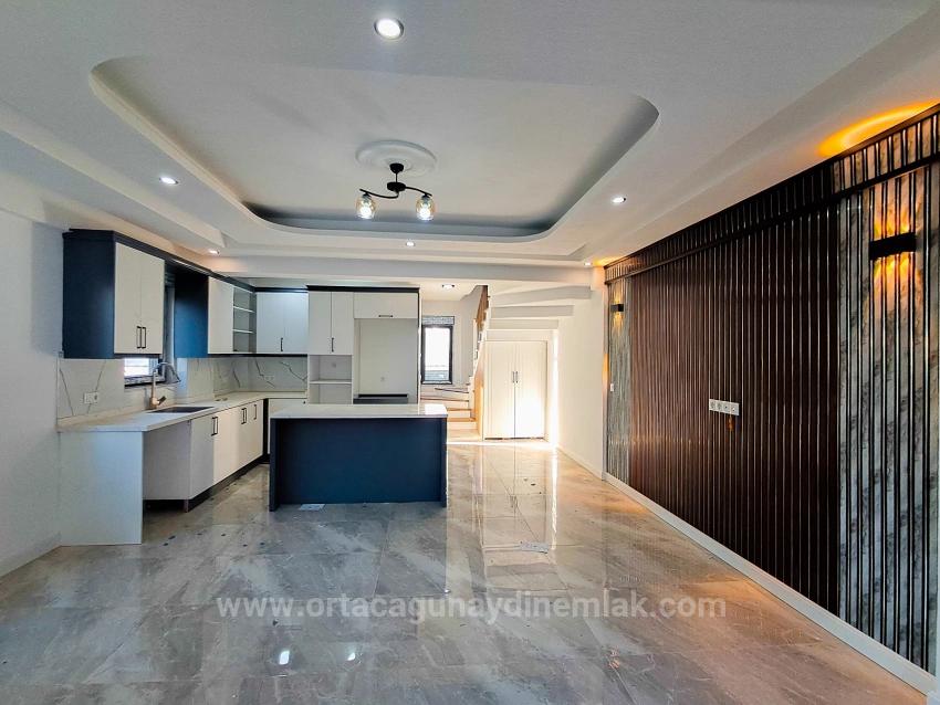 Luxuriöse 3+1-Zimmer-Villa Mit Überdachtem Parkplatz Im Viertel Ortaca Karaburun Zu Verkaufen