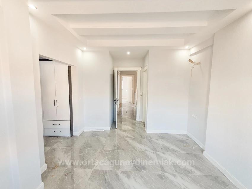 Luxuriöse 3+1-Zimmer-Villa Mit Überdachtem Parkplatz Im Viertel Ortaca Karaburun Zu Verkaufen