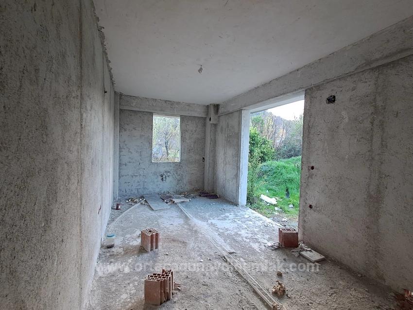 1+1 Wohnung Mit Pool Zum Verkauf Im Stadtteil Çaylı, Ortaca