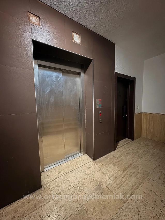 Großzügige 1+1-Wohnung, 50 M², Im Viertel Terzialiler, Ortaca, Muğla Zu Verkaufen.