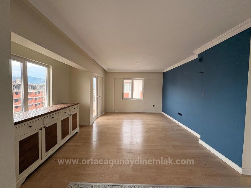 Geräumige 3+1-Wohnung Zum Verkauf Im Stadtteil Cumhuriyet, Ortaca, Muğla.