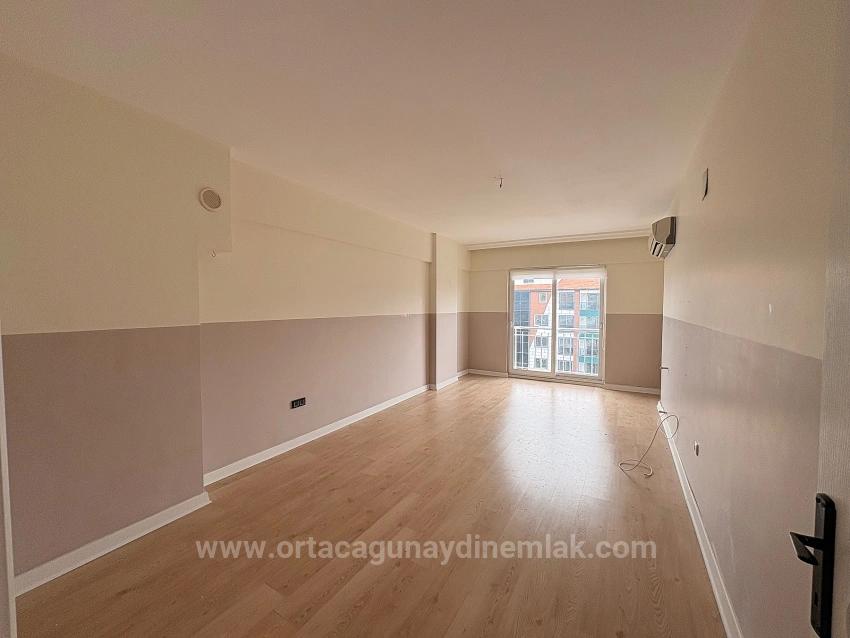 Geräumige 3+1-Wohnung Zum Verkauf Im Stadtteil Cumhuriyet, Ortaca, Muğla.