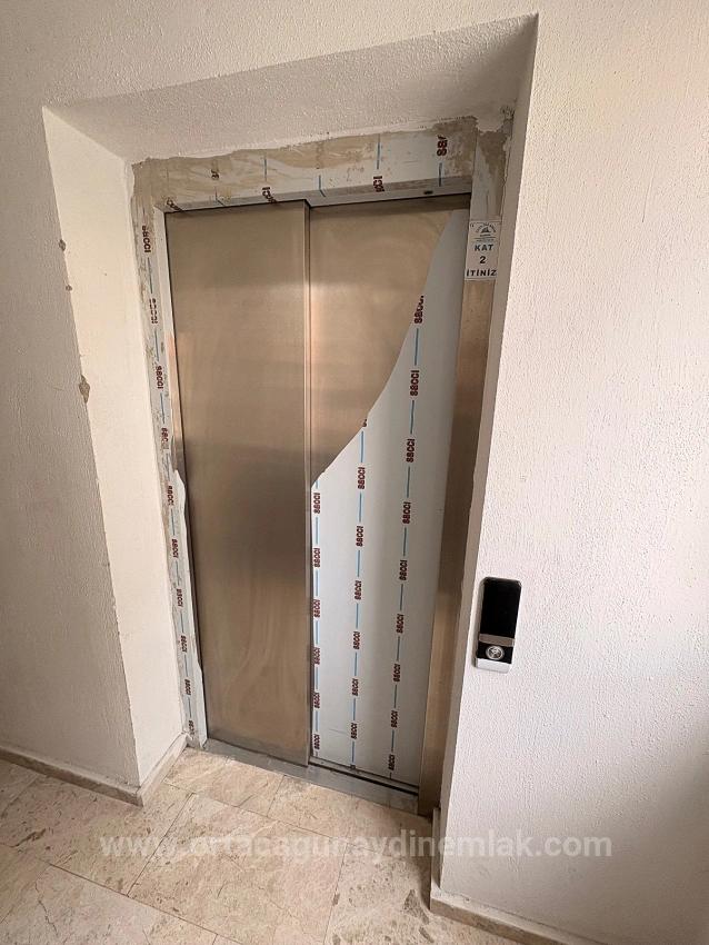 Muğla Ortaca Terzialiler Mah. Geräumige 2+1-Gelegenheitswohnung Zum Verkauf