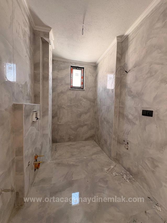 1+1-Zimmer-Wohnung Mit Großem Pool Im Stadtteil Karaburun, Ortaca, Muğla Zu Verkaufen