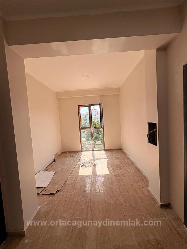 1+1-Zimmer-Wohnung Mit Großem Pool Im Stadtteil Karaburun, Ortaca, Muğla Zu Verkaufen