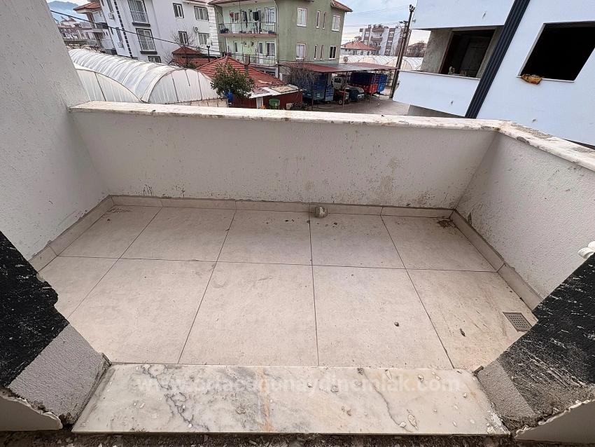 Geräumige 2+1-Wohnung Zum Verkauf Im Stadtteil Karaburun, Ortaca, Muğla.