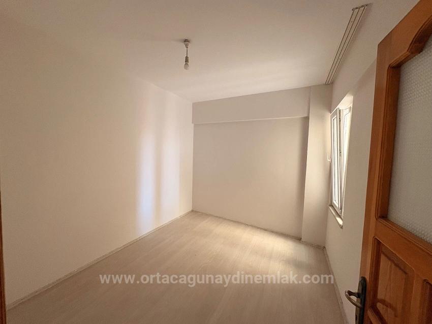 2+1 Wohnung Mit Geschlossener Küche Zum Verkauf Im Stadtteil Karaçalı, Dalaman, Muğla.