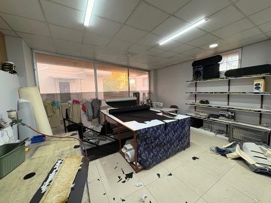 150 M² Großes Ladenlokal An Einer Belebten Straße In Ortaca, Muğla, Zu Verkaufen.