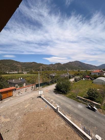 2+1 Wohnung Mit Pool Zum Verkauf Im Stadtteil Ortaca Çaylı.