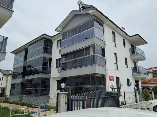 Möblierte 2+1 Große Wohnung Zum Verkauf In Ortaca Çaylı