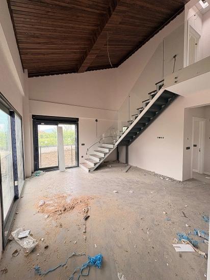 Moderne Luxusvilla Mit 3+1 Bädern Zum Verkauf Im Stadtteil Ortaca Dikmekavak.