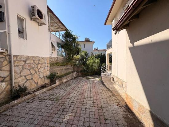 Voll Möblierte 3+1-Zimmer-Maisonette-Wohnung In Freistehender Bauweise Zur Miete Im Stadtteil Ortaca Sarıgerme.