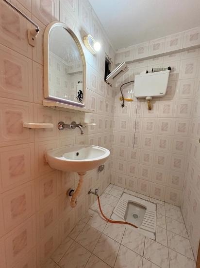 Zentrale Lage mit geschlossener Küche 2+1 Wohnung - Zu vermieten