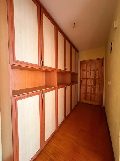Zentrale Lage mit geschlossener Küche 2+1 Wohnung - Zu vermieten